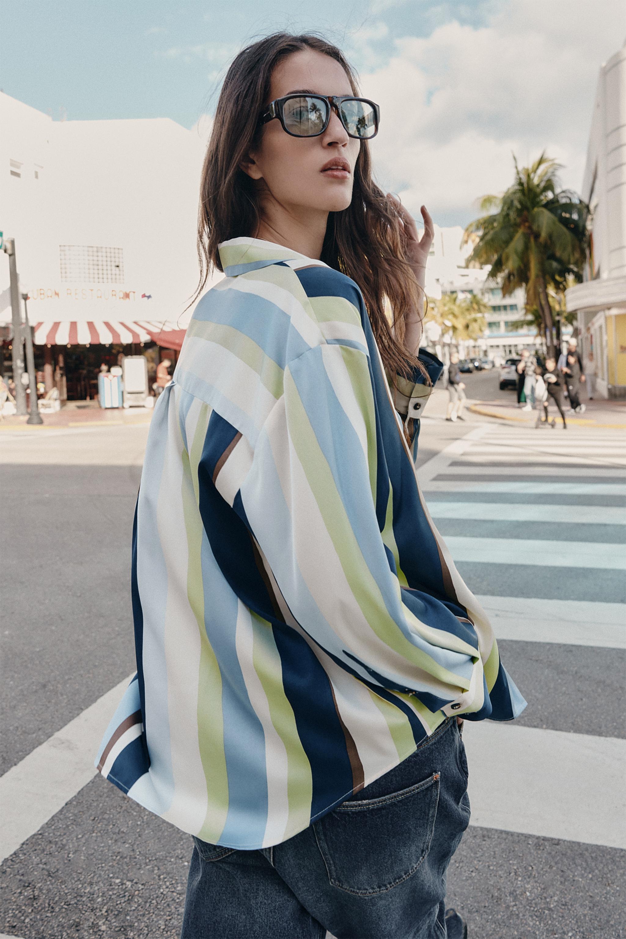 CHEMISE SATINÉE À RAYURES